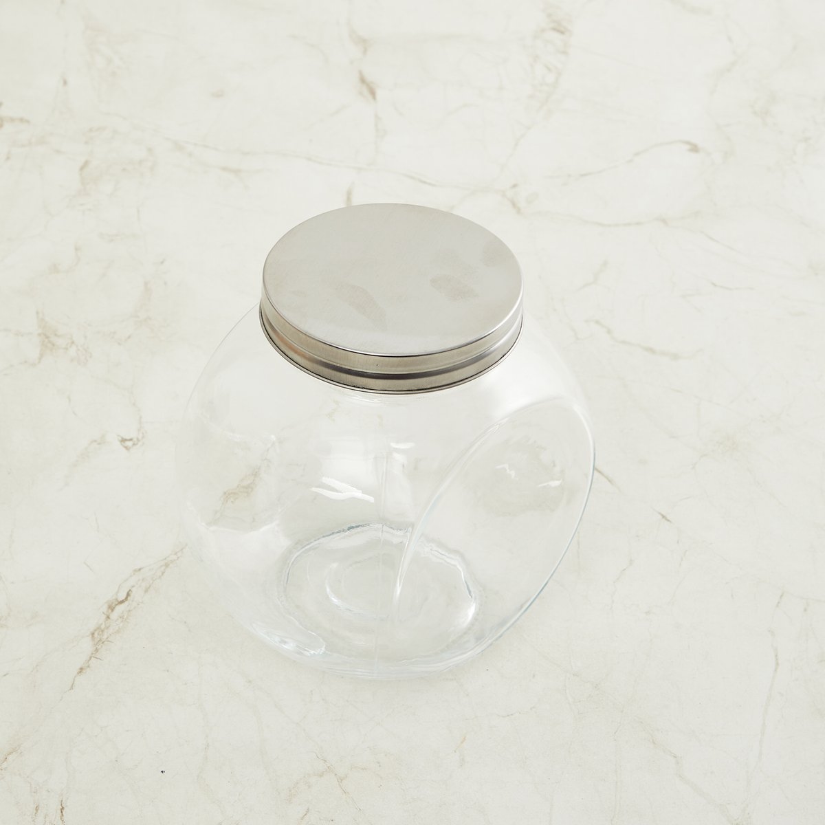 transparent glass food container