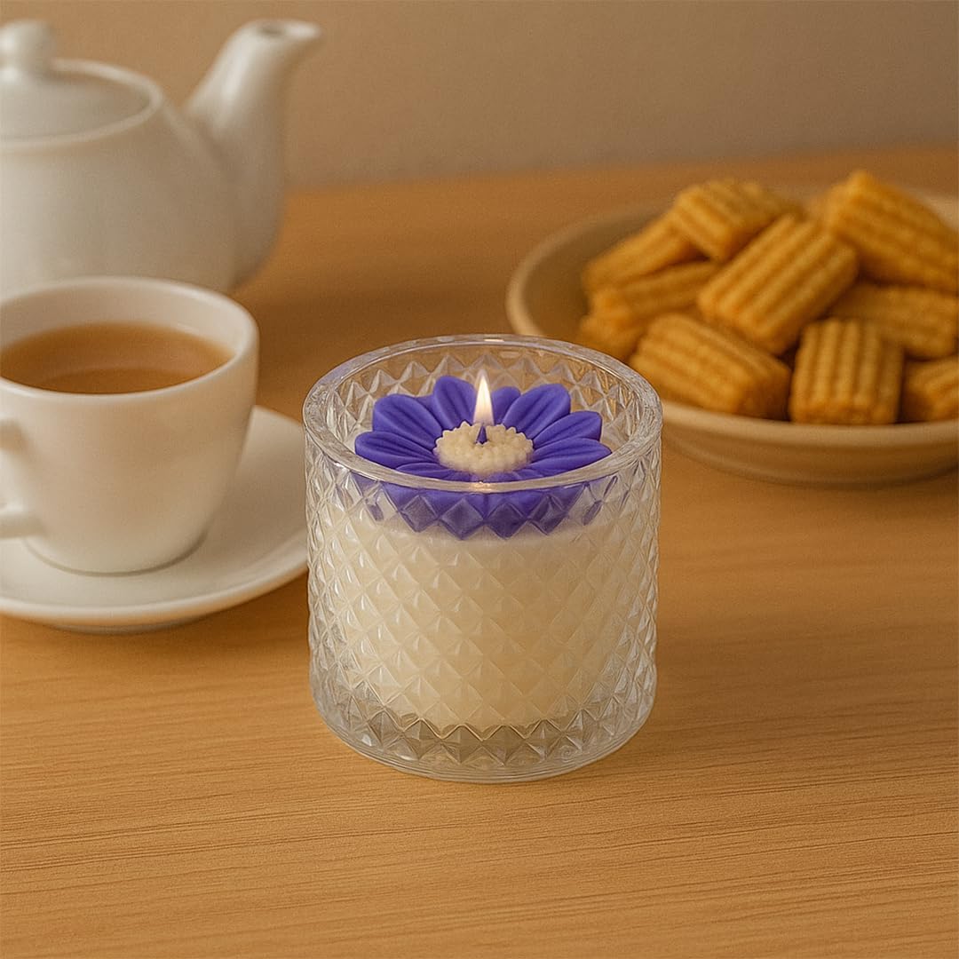 Lumos Aromēa by Artkart | Luxury Lavender Candle | 8 Hr Burn | 140g | 100% Soy Wax | Non-Toxic, Memorable Gift (Lavender)