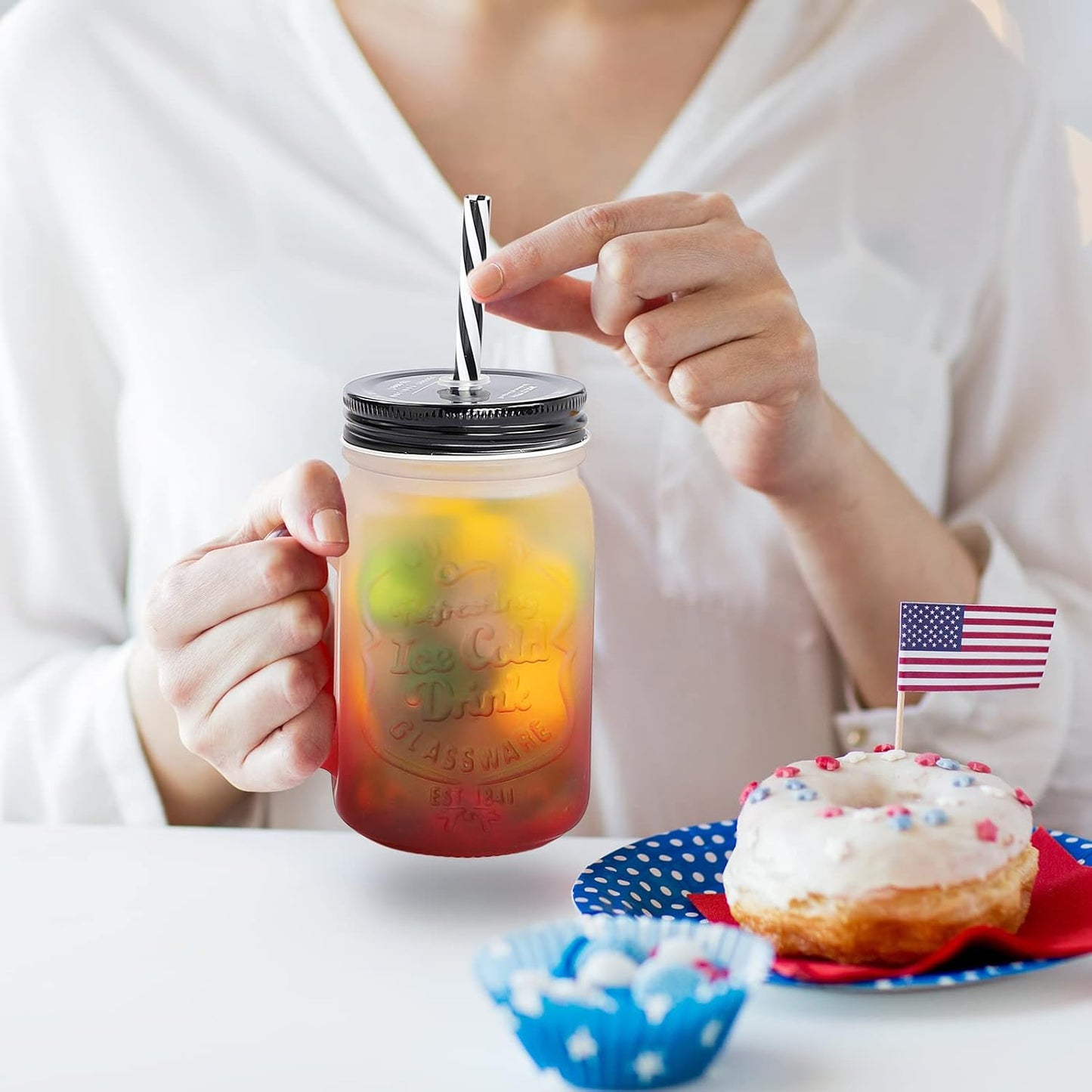 Smoothie Cup with Lid and Straw, Iced Coffee Cup Reusable, Matte Color Mason Jar Cups, Mason Jars with Handle Set of 2 (Matte Red & Blue)