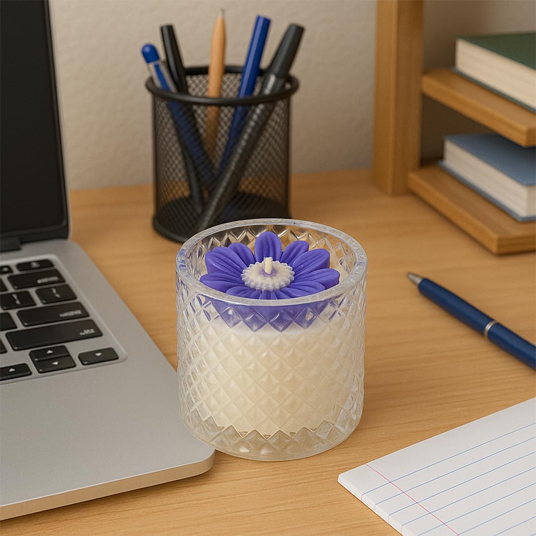 Lumos Aromēa by Artkart | Luxury Lavender Candle | 8 Hr Burn | 140g | 100% Soy Wax | Non-Toxic, Memorable Gift (Lavender)