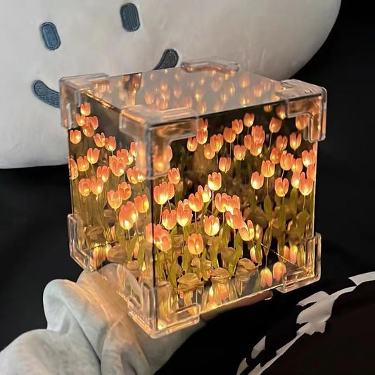 Tulip Cube Mirror Lamp, 20 Flowers LED Decorative Lamp, 2 in 1 Mirror & Table Ornaments for Bedroom Livingroom Desktop Decor Birthday Gift