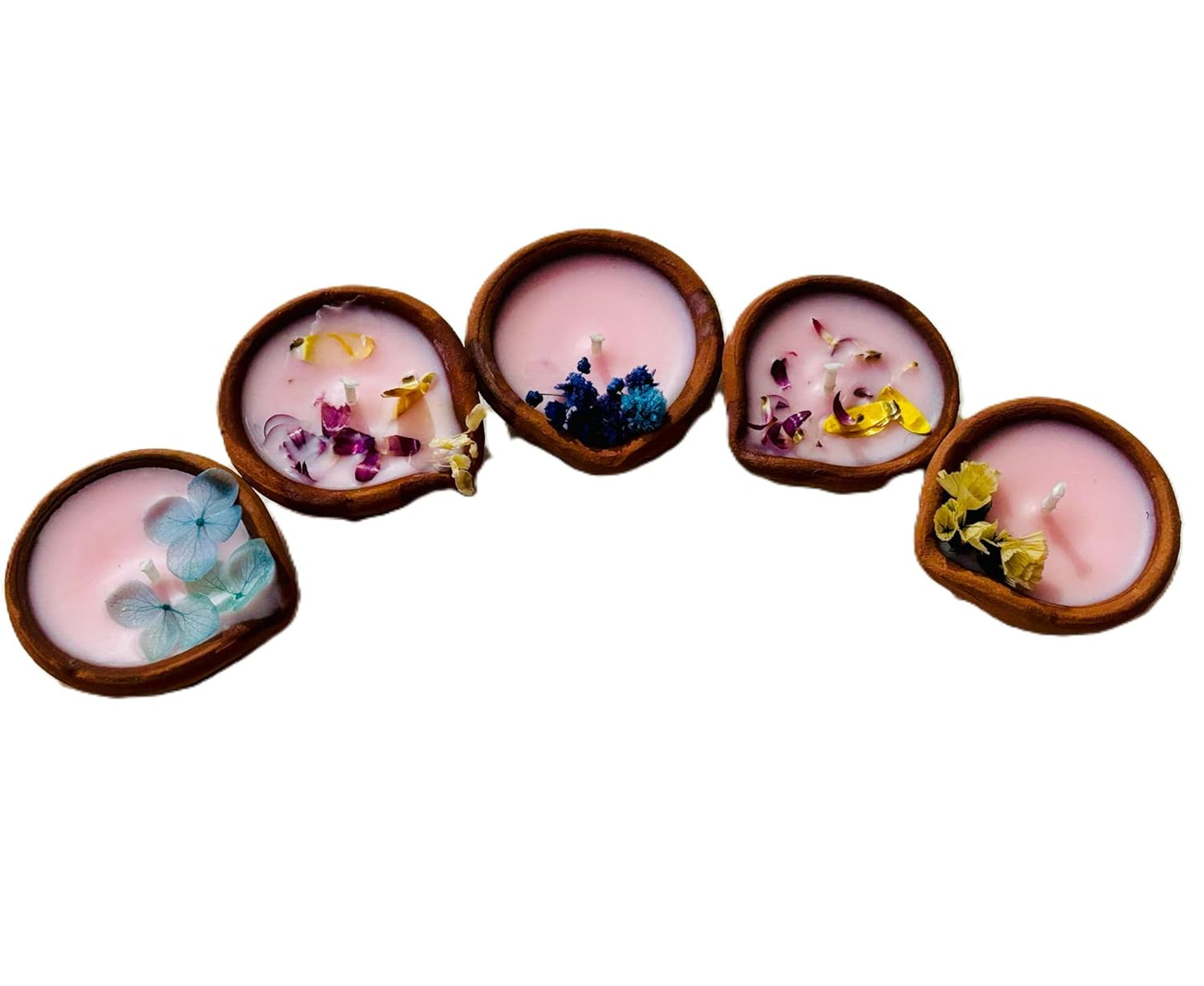 Handmade Scented Diya Candles with Dried Flowers, White Oudh & British Rose Fragrance, Set of 5, Pink Wax in Clay Diyas