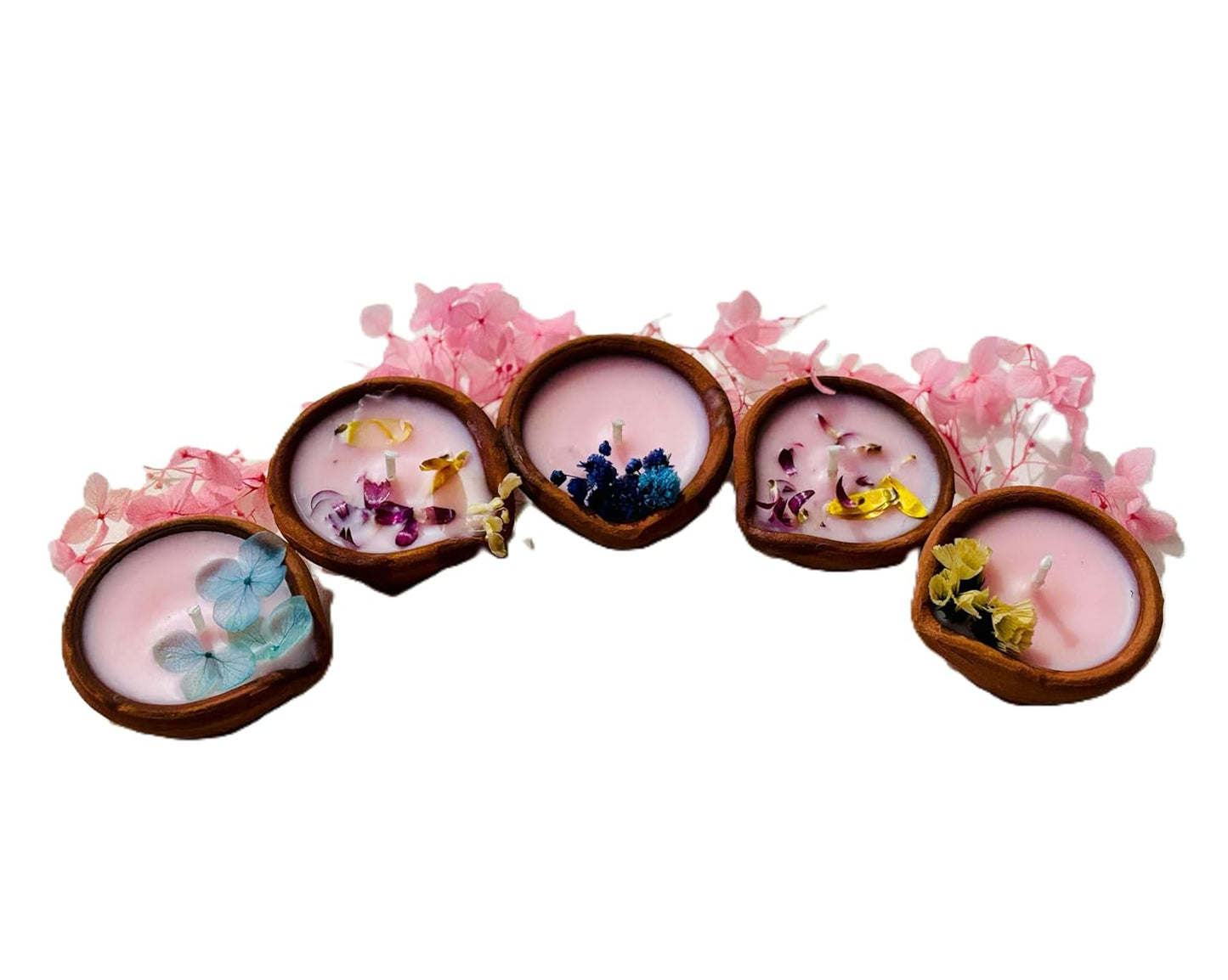 Handmade Scented Diya Candles with Dried Flowers, White Oudh & British Rose Fragrance, Set of 5, Pink Wax in Clay Diyas