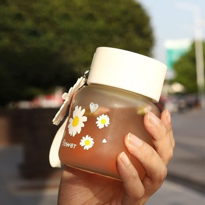 SIPPER BOTTLE DAISY CUP FLOWER