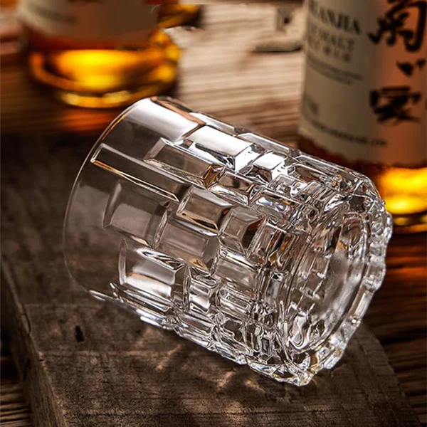 bar whiskey tumbler