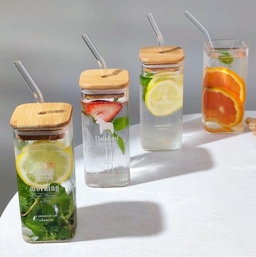 bubble tea glass cup with straw