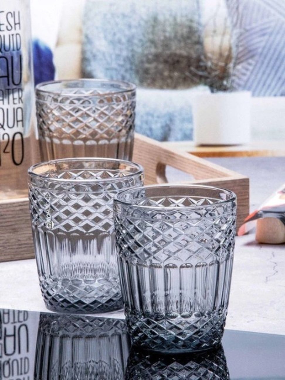 embossed whisky glass set