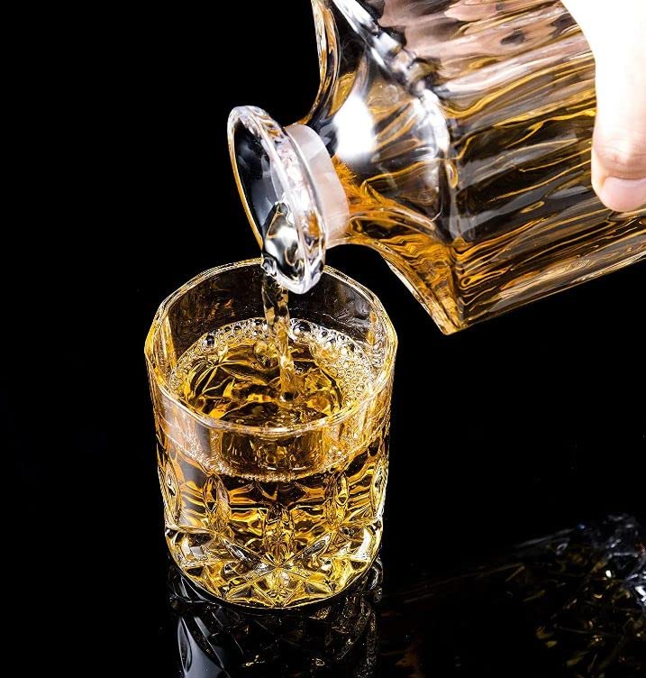 glass wine decanter