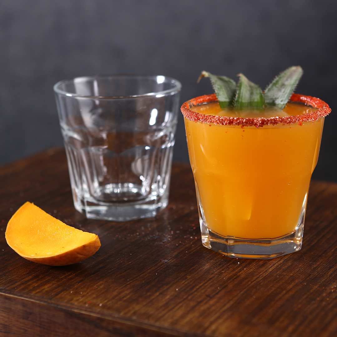 mini liquor glasses for tequila and vodka