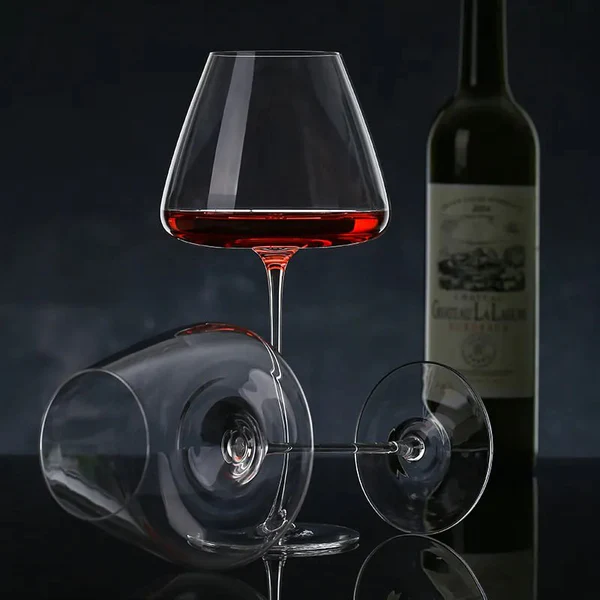 restaurant wine glass