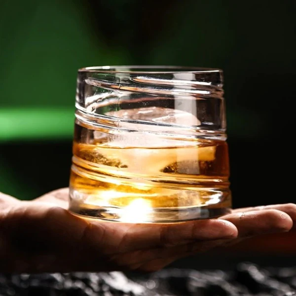 rotating whiskey tumbler