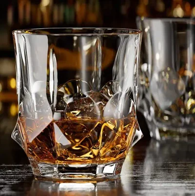 spinning whiskey glass