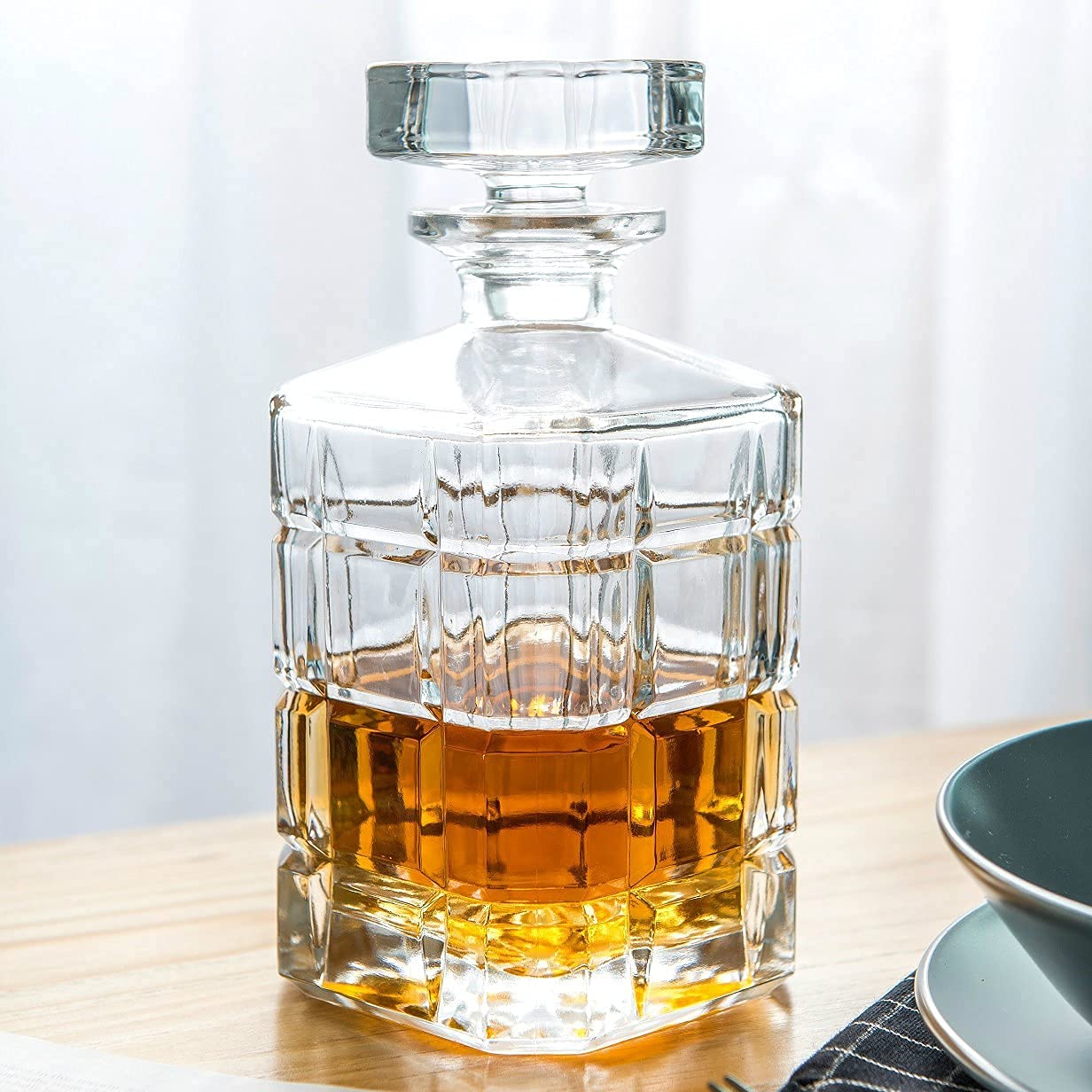 whiskey decanter