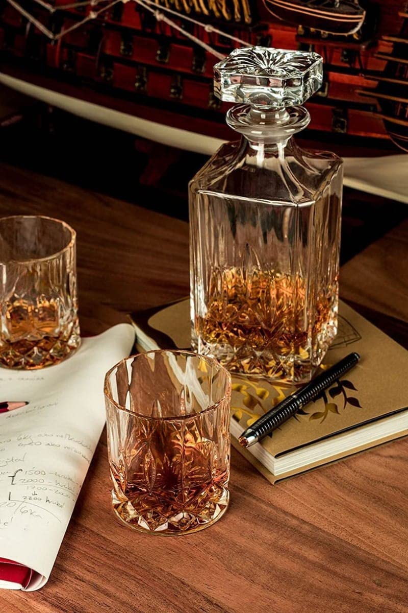 liquor decanter with glasses